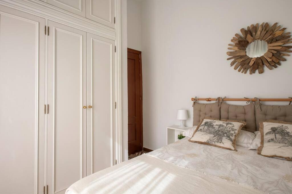 Apartamento Soleado, Familiar, Alegre Y Tranquilo A Un Paseo De La Catedral Sevilla